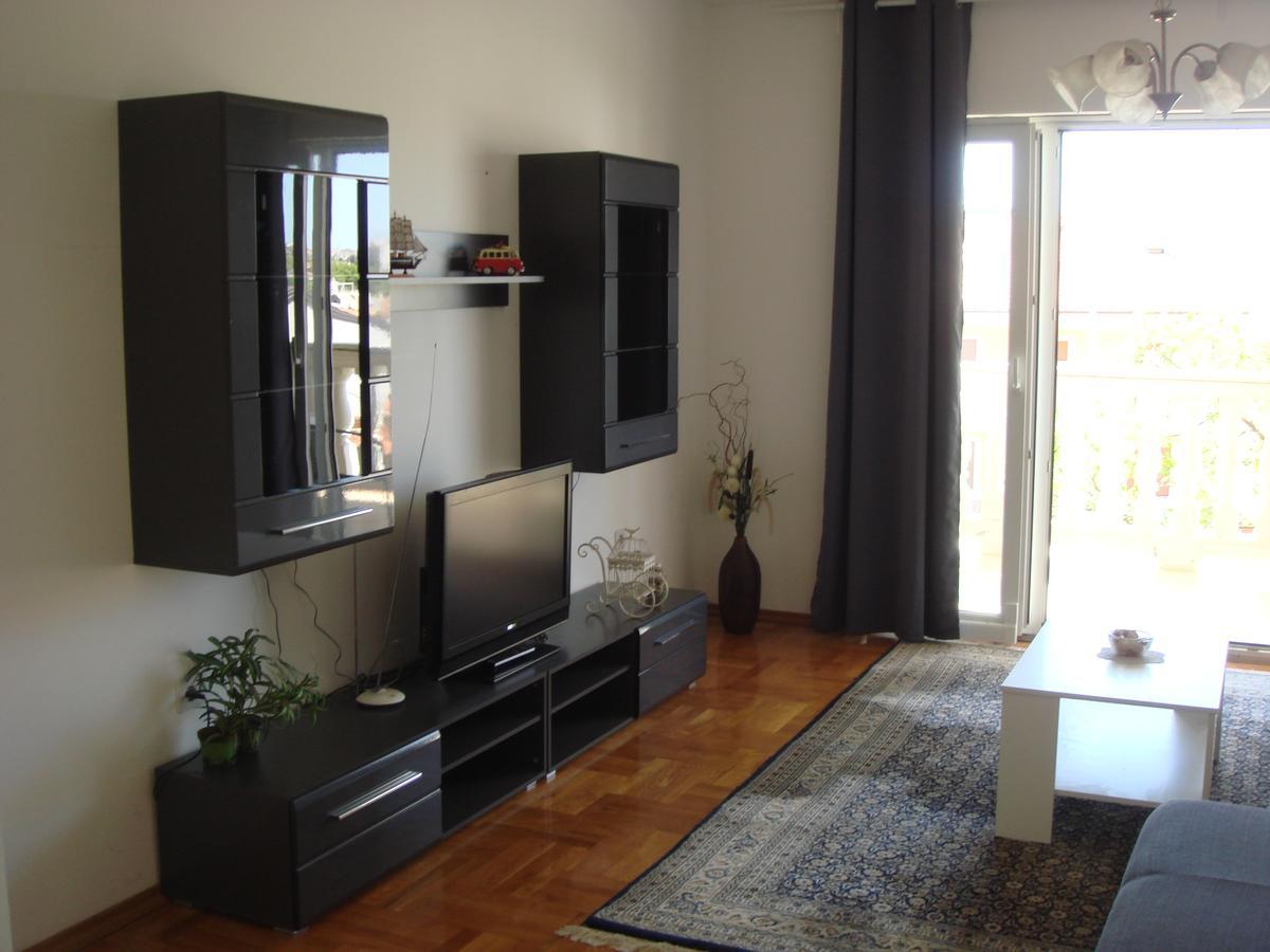 Apartments Jelicic Selce Exterior foto