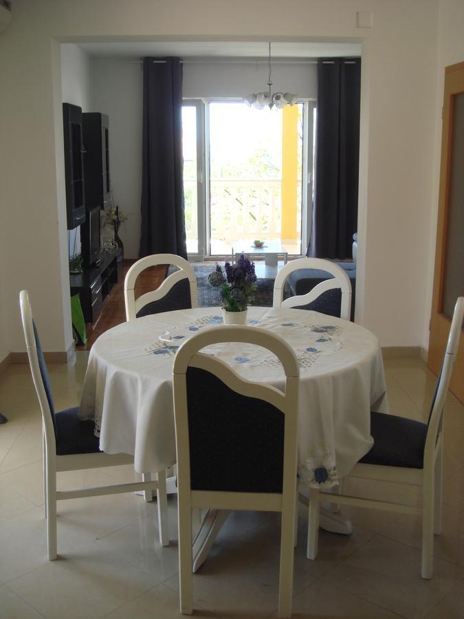 Apartments Jelicic Selce Exterior foto